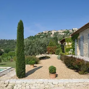 In Gordes, Facing The Entire Luberon Park A Beautiful 5 Bedrooms House Hébergement de vacances